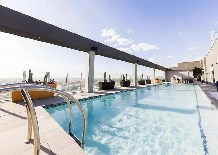Boulevard Luxe Downtown Pool Gym & Parking Phoenix