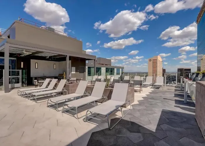 Boulevard Luxe Downtown Pool Gym & Parking Phoenix